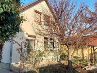 Eladó családi ház