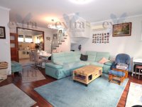 Kiadó sorház, albérlet, Szegeden 390 E Ft / hó, 5 szobás