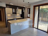 Eladó családi ház, Diósdon 199.3 M Ft, 6 szobás