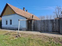Eladó családi ház, Pitvaroson 2.3 M Ft, 3 szobás