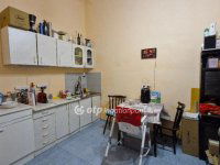 Eladó téglalakás, Nagykőrösön 50 M Ft, 3 szobás