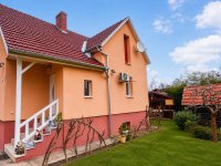 Eladó családi ház, Kecskeméten 69.5 M Ft, 2 szobás
