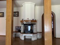 Eladó családi ház, Kecskeméten 130 M Ft, 4+1 szobás