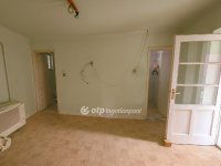 Eladó családi ház, Alsónémediben 39.9 M Ft, 2 szobás