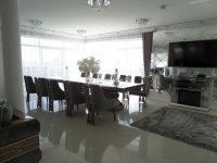 Eladó családi ház, Ürömön 279 M Ft, 5 szobás