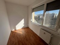 Eladó panellakás, Dunaújvárosban 22.9 M Ft, 1+1 szobás