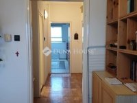 Eladó téglalakás, Pécsett 44.5 M Ft, 2 szobás
