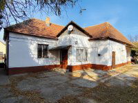 Eladó családi ház, Bugyin 59.9 M Ft, 6 szobás