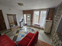 Eladó családi ház, Pécsett 18.5 M Ft, 2+2 szobás