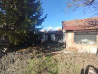 Eladó családi ház, Dunakeszin 55 M Ft, 2 szobás