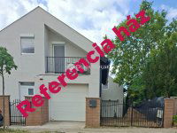 Eladó ikerház, Gödöllőn 110 M Ft, 5 szobás