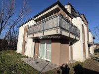 Eladó téglalakás, Vácon 99.5 M Ft, 2+2 szobás