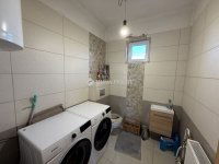 Eladó családi ház, Kókán 94.9 M Ft, 5 szobás