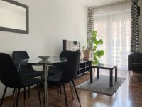 Kiadó téglalakás, albérlet, Pécsett, Hungária utcában