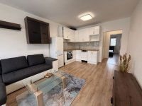 Eladó panellakás, Pécsett 53.9 M Ft, 3 szobás