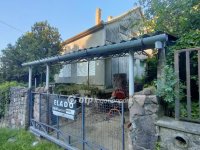 Eladó családi ház, Pécsett 30 M Ft, 1+3 szobás