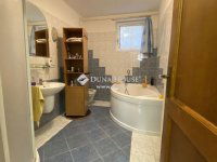 Eladó családi ház, Budakeszin 219 M Ft, 11 szobás