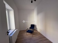 Eladó téglalakás, Pécsett 69.9 M Ft, 3 szobás