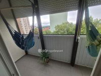 Eladó panellakás, Pécsett 61.9 M Ft, 2+1 szobás