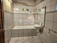 Eladó családi ház, Üllőn 53.9 M Ft, 2 szobás