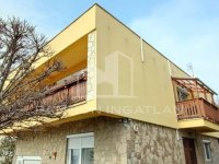Eladó családi ház, Ajkán 85 M Ft, 4 szobás