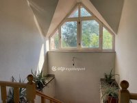 Eladó családi ház, Kiskunlacházán 450 M Ft, 5+1 szobás