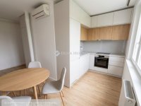 Eladó panellakás, Szigetszentmiklóson 57.9 M Ft, 2+1 szobás