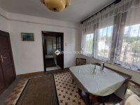 Eladó családi ház, Baján 38 M Ft, 5 szobás