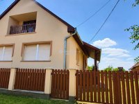 Eladó családi ház, Tápiószentmártonon 64.1 M Ft, 2+1 szobás
