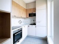 Eladó téglalakás, III. kerületben 138.6 M Ft, 3 szobás