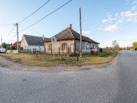 Eladó családi ház, Kajdacson 15 M Ft, 4 szobás