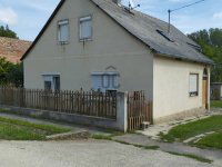 Eladó családi ház, Bakonynánán 44.999 M Ft, 4 szobás