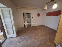 Eladó családi ház, Kiskunfélegyházán 17.5 M Ft, 2+1 szobás
