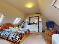 Eladó családi ház, Halmajon 100.965 M Ft, 6 szobás