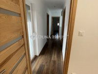 Eladó téglalakás, IV. kerületben 220 M Ft, 5 szobás