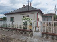 Eladó családi ház, Izsákon, Mező utcában 25.9 M Ft, 3 szobás