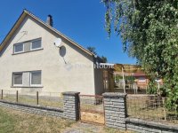Eladó családi ház, Balatonmáriafürdőn 79.9 M Ft, 7 szobás