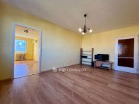 Eladó panellakás, Nyíregyházán 44.49 M Ft, 2+1 szobás