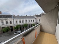 Eladó téglalakás, Esztergomban 65 M Ft, 4 szobás