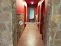 Eladó ipari ingatlan, Komlón 95 M Ft / költözzbe.hu