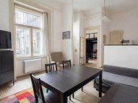 Eladó téglalakás, VI. kerületben 84.9 M Ft, 3 szobás