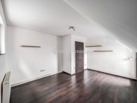 Eladó családi ház, Budaörsön 235 M Ft, 4 szobás