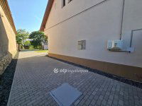 Eladó családi ház, Bébén 78 M Ft, 1+3 szobás