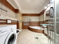 Eladó téglalakás, V. kerületben 139.9 M Ft, 4 szobás