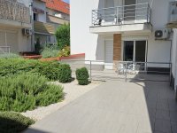 Kiadó téglalakás, albérlet, Pécsett, Lotz Károly utcában