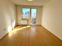 Kiadó panellakás, albérlet, Debrecenben 150 E Ft / hó, 2 szobás