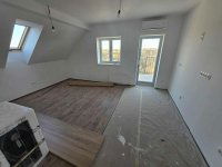 Kiadó téglalakás, albérlet