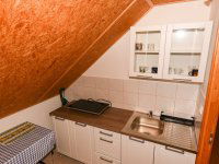 Eladó családi ház, Ábrahámhegyen 124.9 M Ft, 2+2 szobás