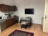 Kiadó téglalakás, albérlet, V. kerületben 335 E Ft / hó