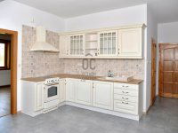 Eladó családi ház, Veresegyházon 189 M Ft, 7 szobás